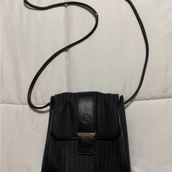 Fendi Black Textured Leather Crossbody Bag. Authentic! - Picture 3 of 9
